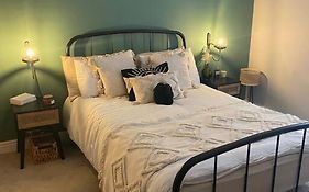 Homely 2-Bed Terrace With Log Burner